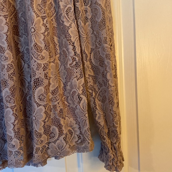 Top - Picture 4 of 12